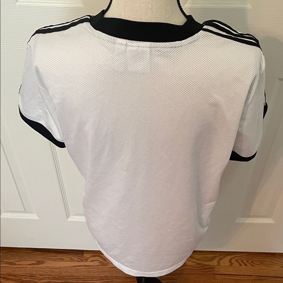 Adidas Women's White and Black Three Stripe Short Sleeve Netted Tee EUC - Picture 5 of 10
